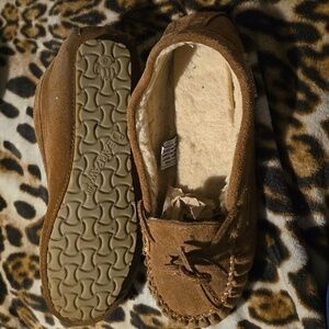 Bearpaw slippers